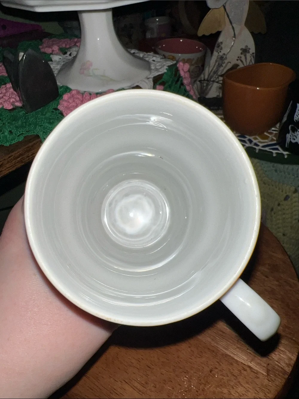 70s vintage White Floral Ceramic Mug with Orange and Yellow Flowers - Picture 4 of 5